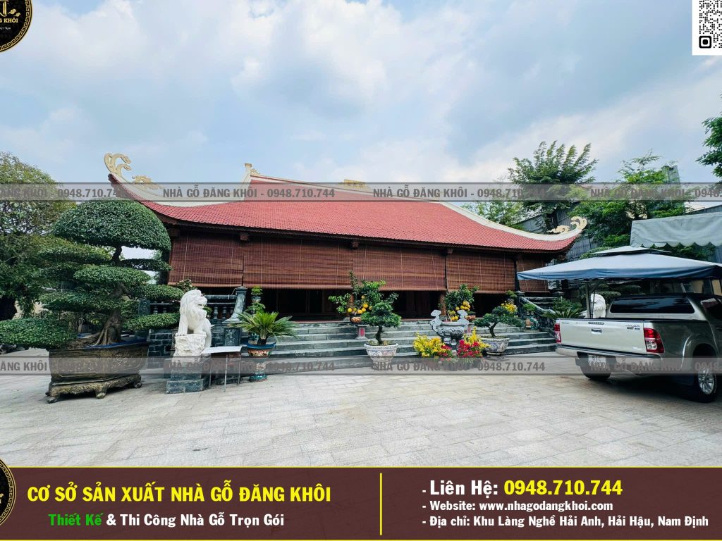 Thi Công Nhà Gỗ 3 Gian Mái Đao Gỗ Mun Đuôi Công