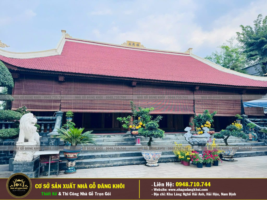 Thi Công Nhà Gỗ 5 GIAN Mái Đao Đuôi Mun Tại Bình Dương