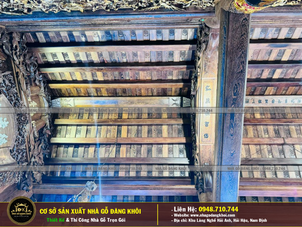 Nội Thất Nhà Gỗ 5 Gian Mái Đao Gỗ  Mun Đuôi Công  Thi Công Tại Bình Dương