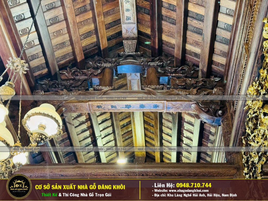 Nội Thất Nhà Gỗ 5 Gian Mái Đao Gỗ  Mun Đuôi Công  Thi Công Tại Bình Dương