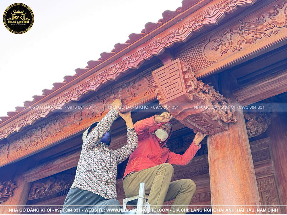 Làm mới lớp bảo vệ bề mặt