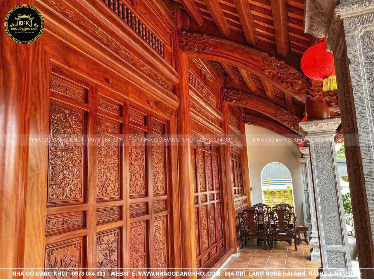 Khuôn viên nhà gỗ 5 gian hiên thông tại Bắc Giang