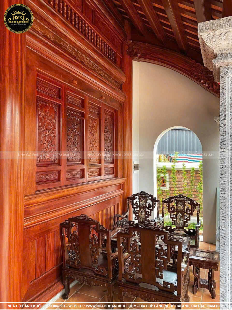 Khuôn viên nhà gỗ 5 gian hiên thông tại Bắc Giang