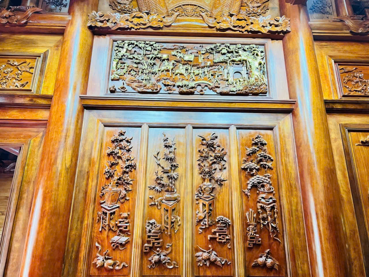 NỘI THẤT NHÀ GỖ 3 GIAN 2 CHÁI LIM LÀO THI CÔNG TẠI QUẢNG NINH -NHÀ GỖ ĐĂNG KHÔI