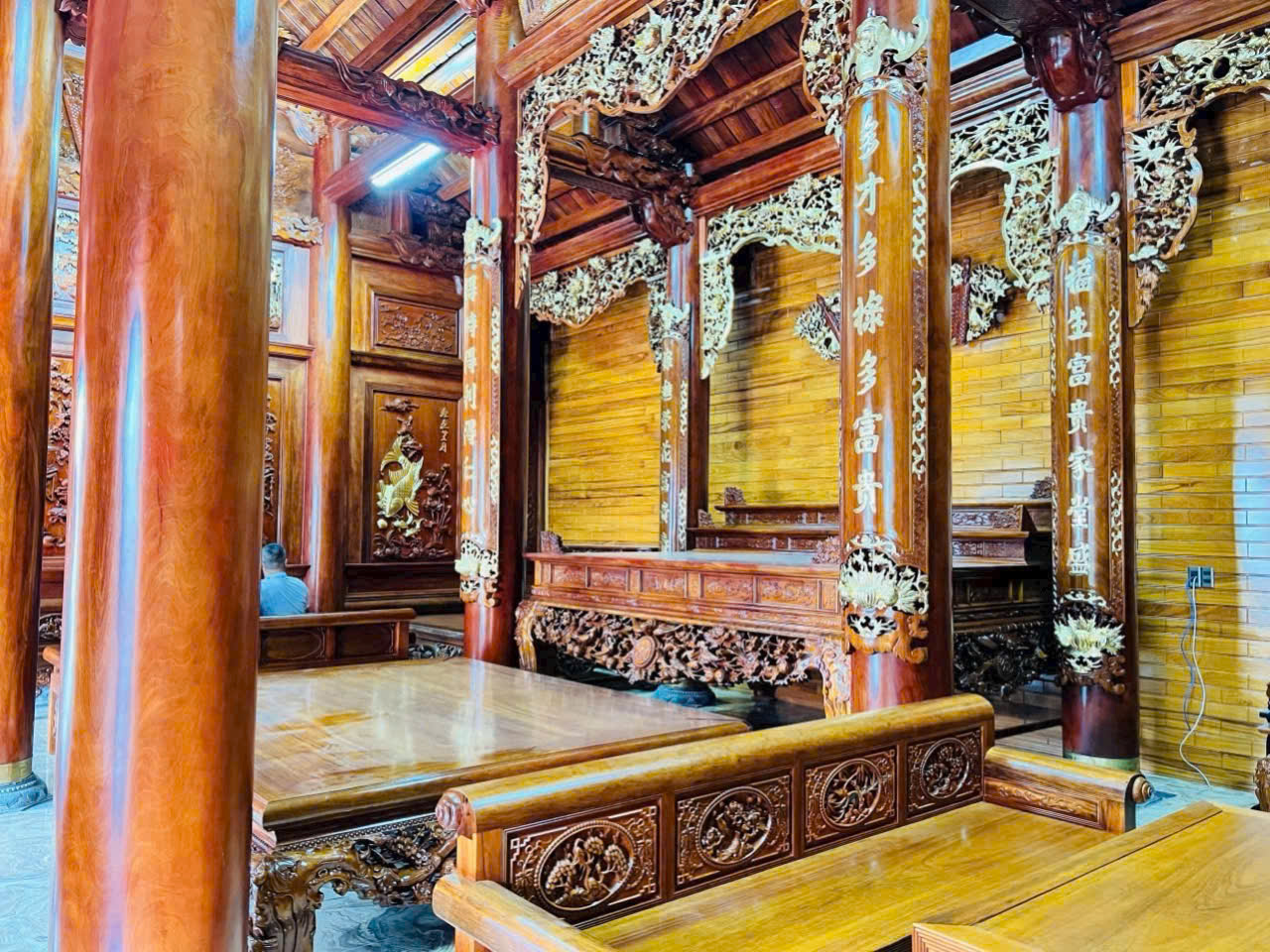 NỘI THẤT NHÀ GỖ 3 GIAN 2 CHÁI LIM LÀO THI CÔNG TẠI QUẢNG NINH -NHÀ GỖ ĐĂNG KHÔI