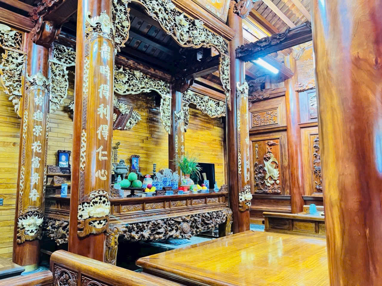 NỘI THẤT NHÀ GỖ 3 GIAN 2 CHÁI LIM LÀO THI CÔNG TẠI QUẢNG NINH -NHÀ GỖ ĐĂNG KHÔI