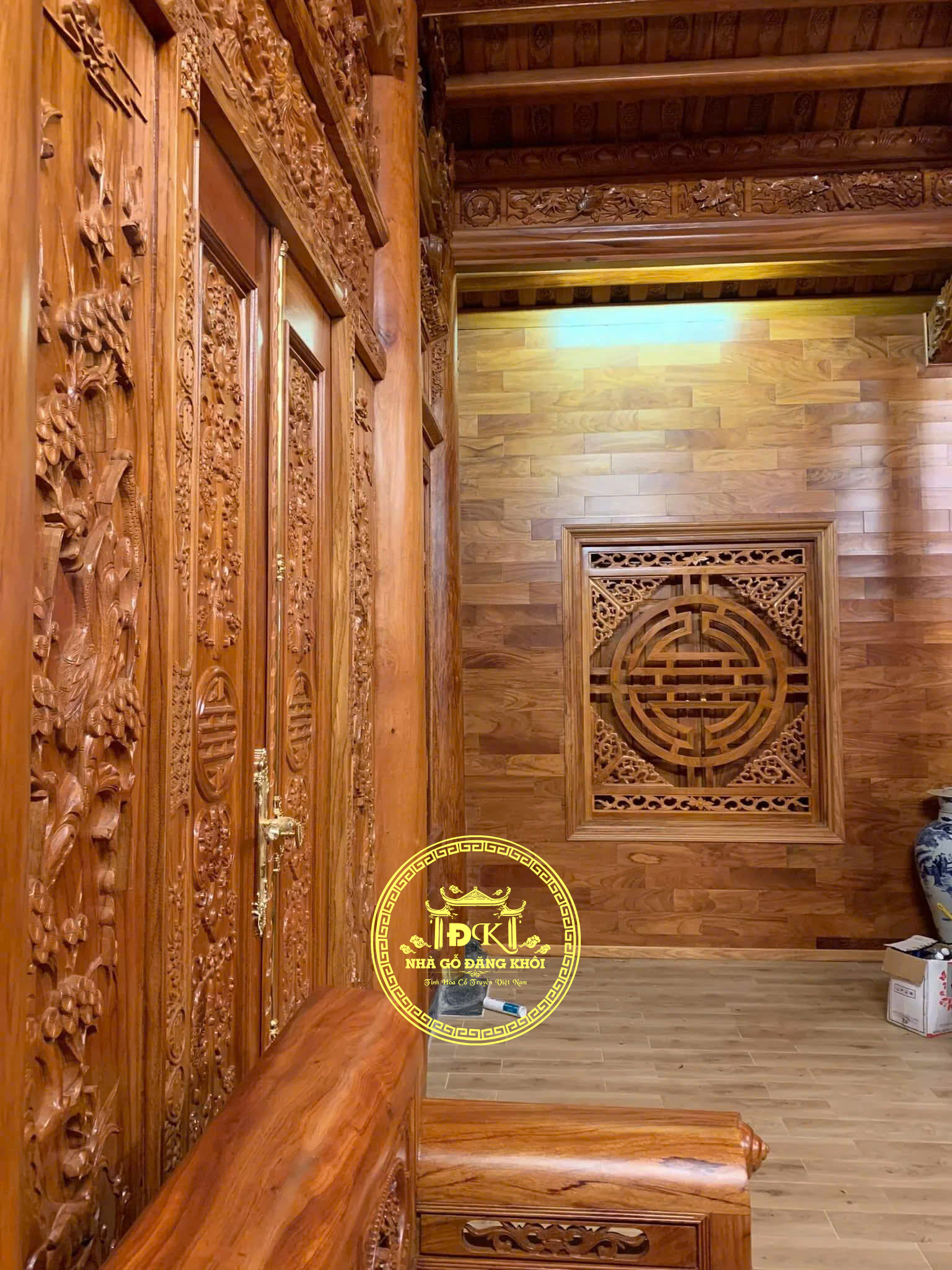 NỘI THẤT NHÀ GỖ 3 GIAN TRÊN TẦNG 2 TẠI HÀ NỘI – NHÀ GỖ ĐĂNG KHÔI